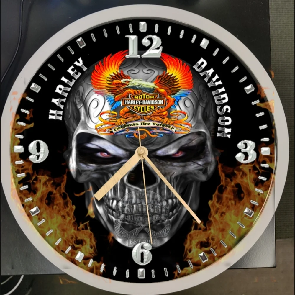 Harley Davidson skull clock